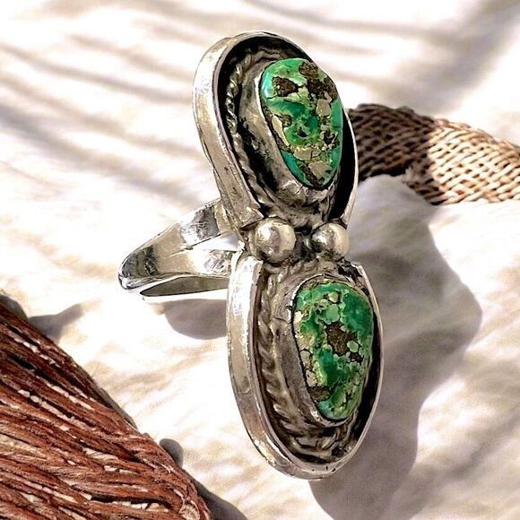 Vintage Navajo Sterling Silver Ring with Rare Royston Turquoise – Size 5.5 - Picture 1 of 7